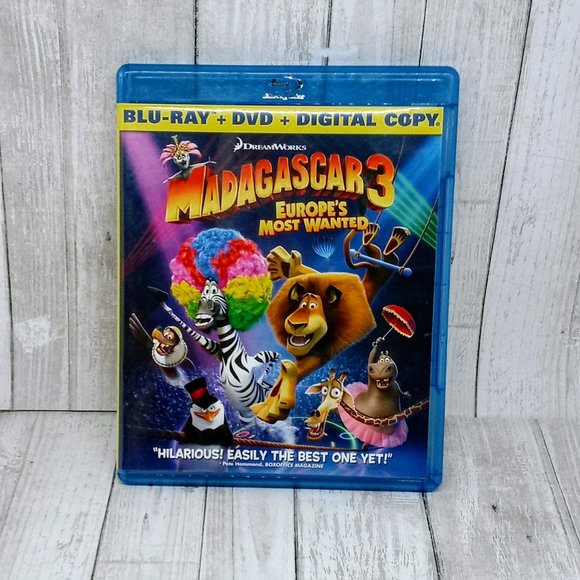 Dreamworks Other - Madagascar 3: Europe's Most Wanted DVD 2012 2 Disc Combo Pack